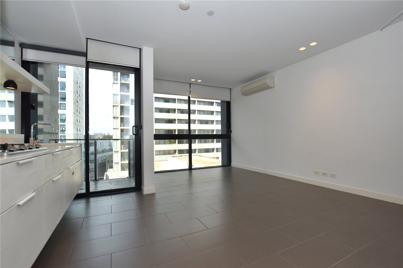 1 bedrooms Apartment / Unit / Flat in 1409/22 Dorcas Street SOUTH MELBOURNE VIC, 3205