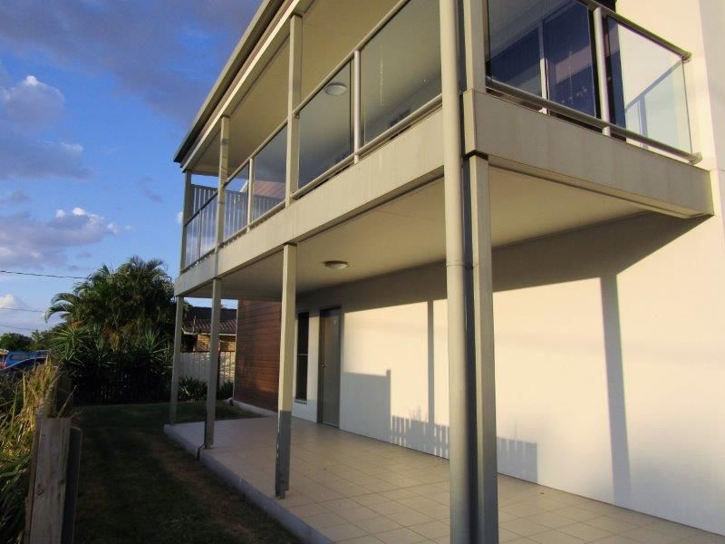 1/17-19 Sandalwood Street, Blackwater QLD 4717, Image 2