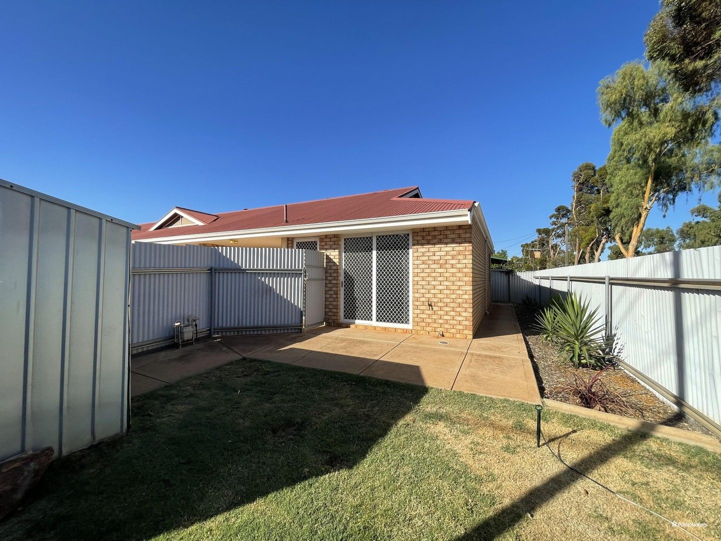 2 bedrooms Apartment / Unit / Flat in 6/96 Dugan Street KALGOORLIE WA, 6430