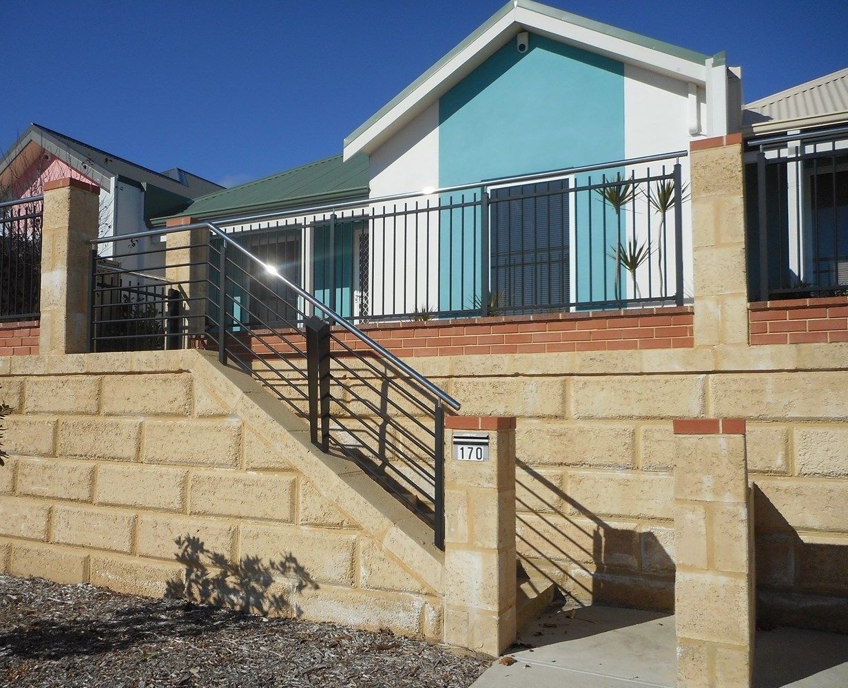 3 bedrooms House in 170 Kingsway DARCH WA, 6065
