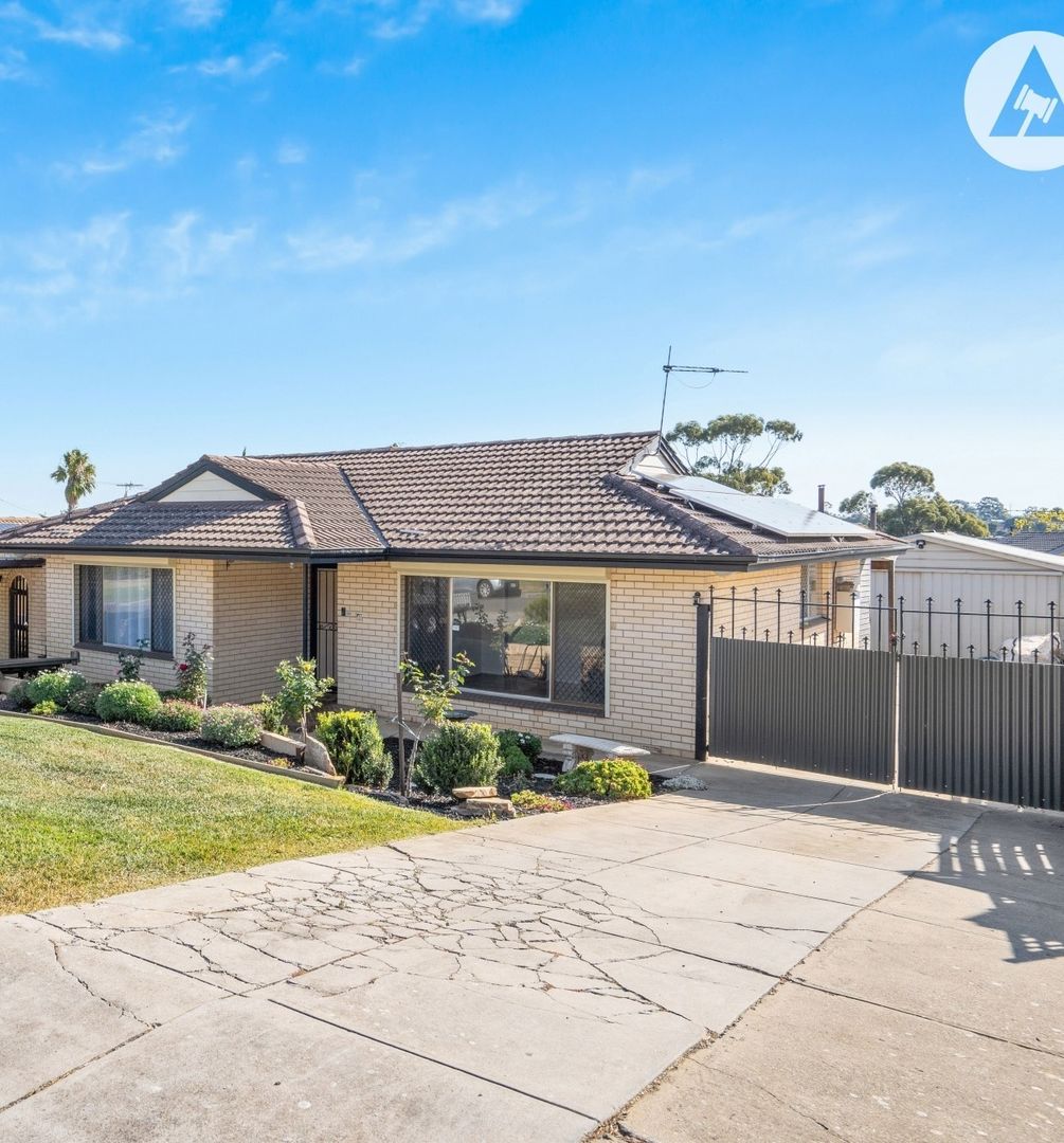 13 Pinchbeck Street, Morphett Vale SA 5162, Image 2