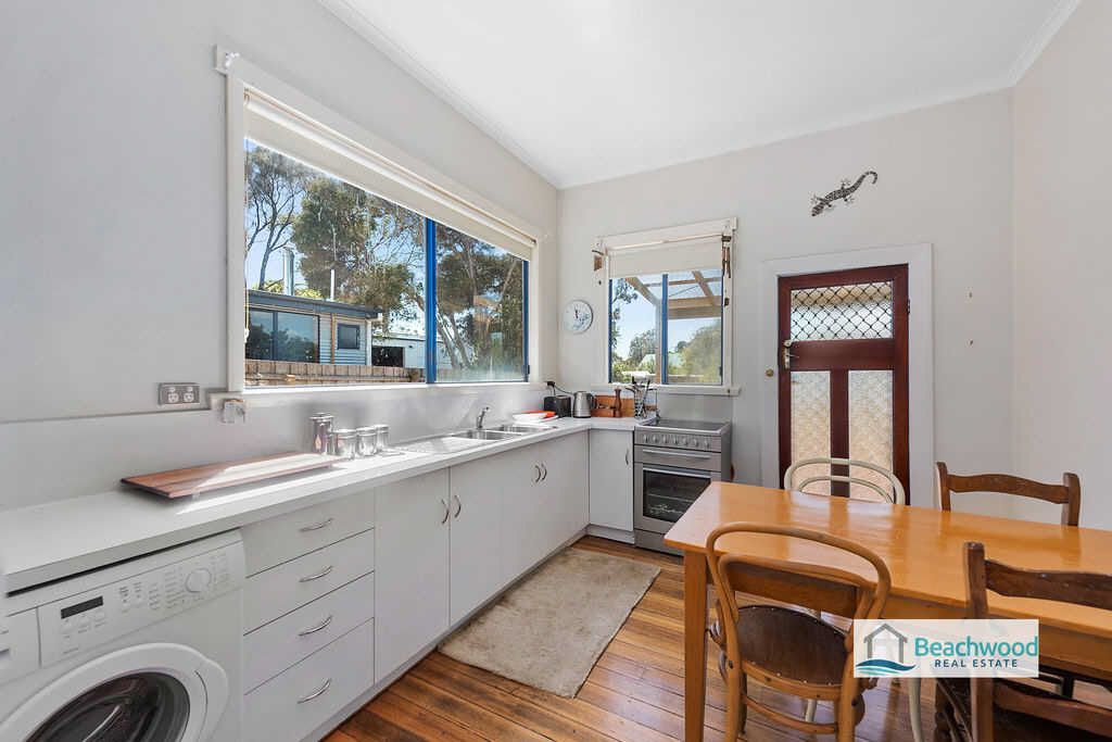 37 Joyce Street, Hawley Beach TAS 7307, Image 2