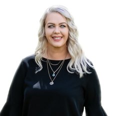 Cooke Property Agents Rockhampton - Candice Henaway