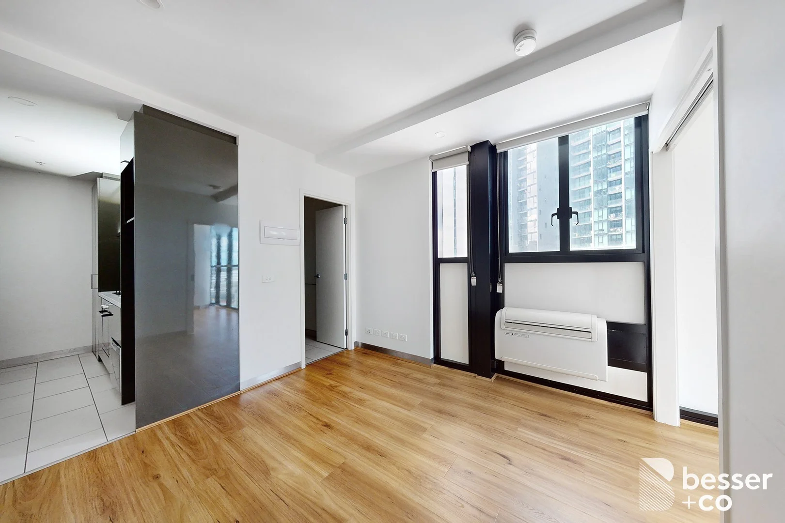 Primary image of 1002/33 Clarke Street, Southbank VIC 3006