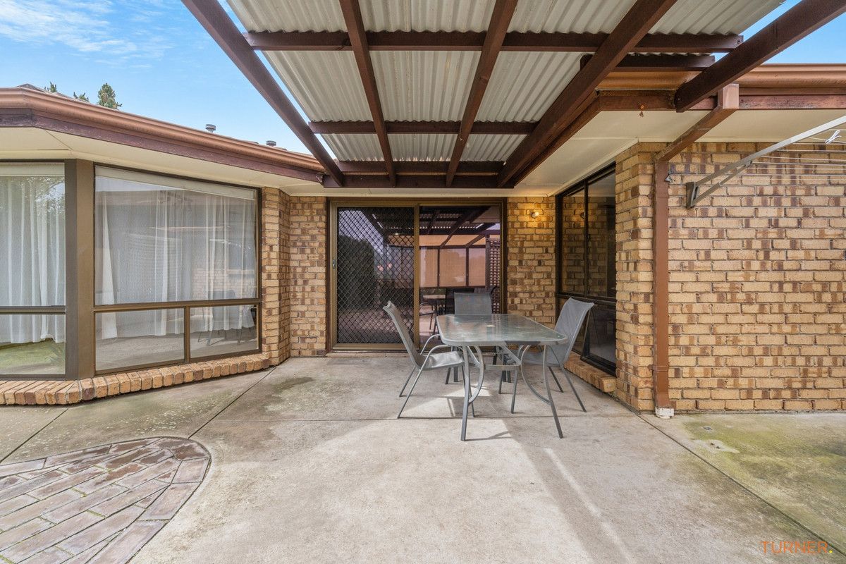 1 Siegersdorf Crescent, Old Reynella SA 5161, Image 2