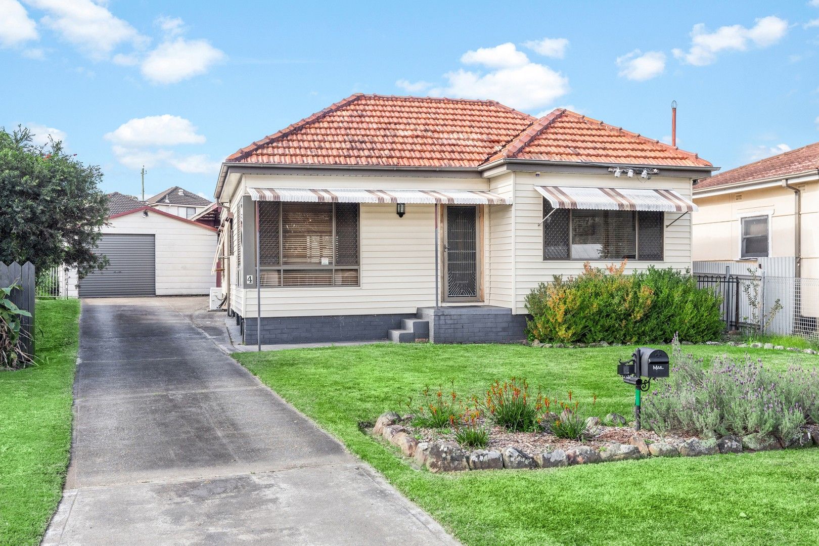 4 Rose Avenue, Glendale NSW 2285, Image 0