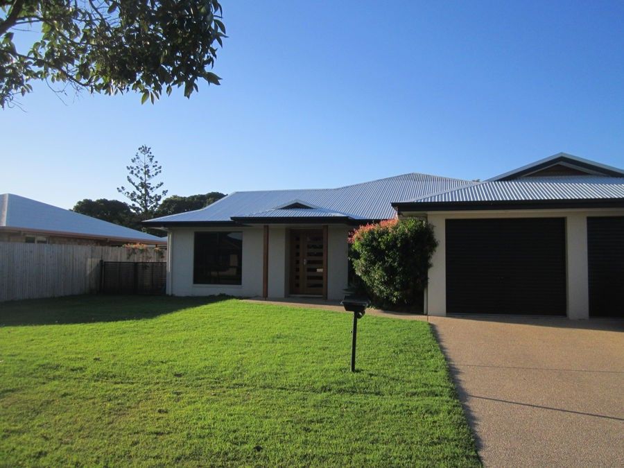 4 bedrooms House in 40 Wheeler Drive GLENELLA QLD, 4740