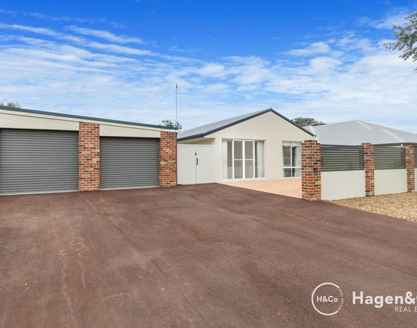 17 Amberley Loop, Dunsborough WA 6281