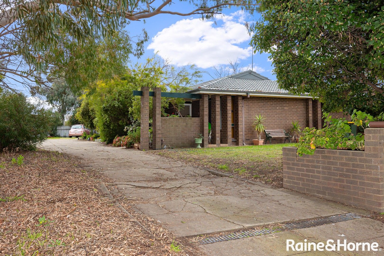 1-3, 2 Hawkes Place, Tolland NSW 2650, Image 0