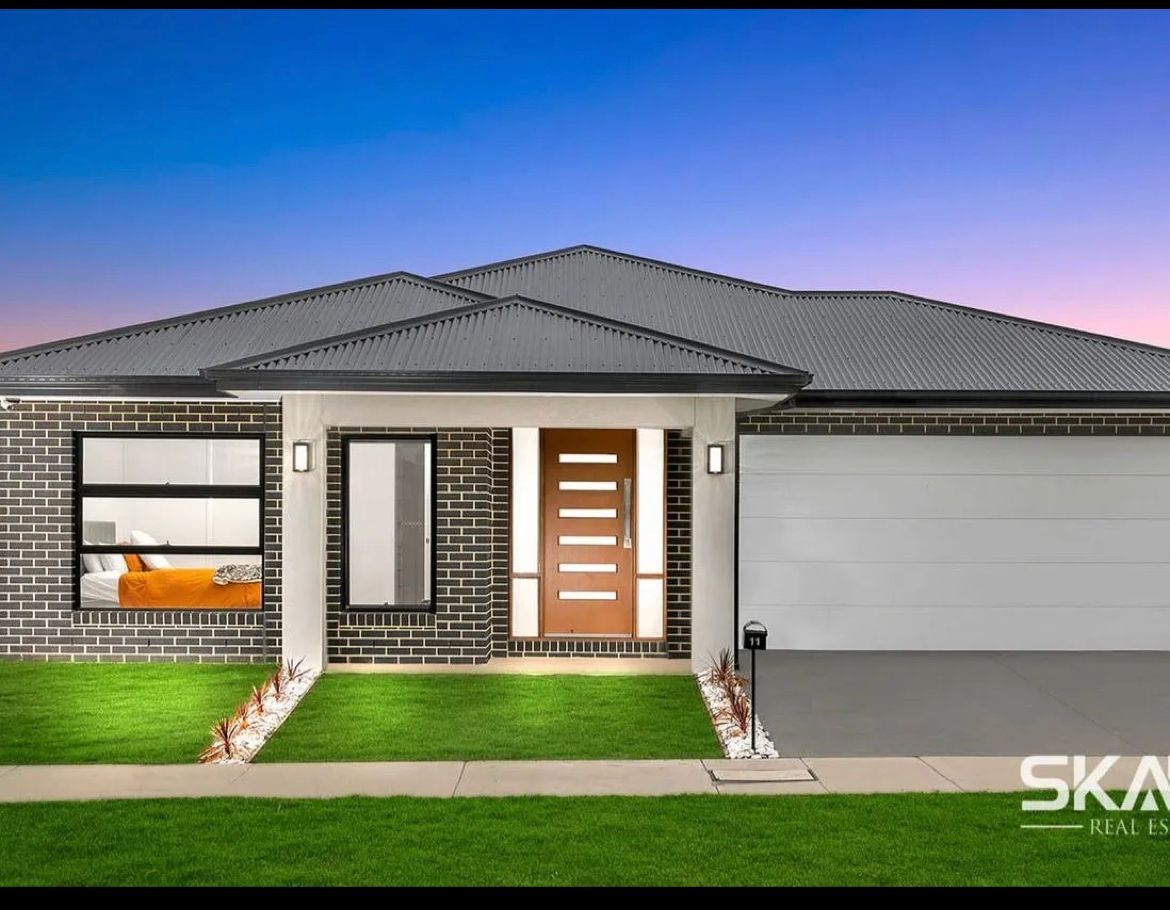 4 bedrooms House in 15 Cockerell Street TARNEIT VIC, 3029
