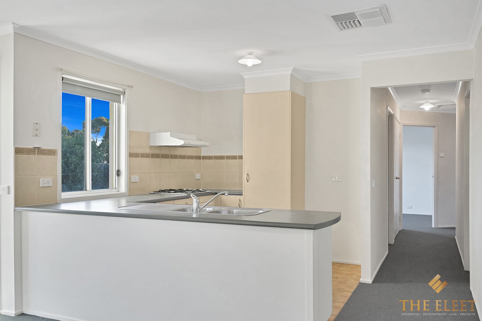 11 Hawkhurst Court, Hoppers Crossing VIC 3029, Image 1