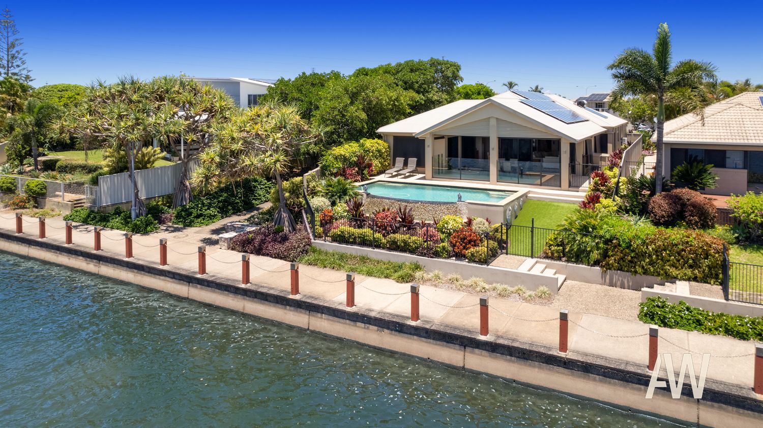 11 Mykonos Court, Kawana Island QLD 4575, Image 1