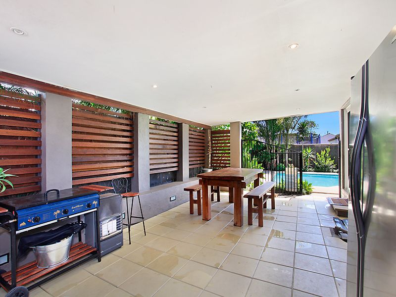 126 Park Ave, CAVES BEACH NSW 2281, Image 2