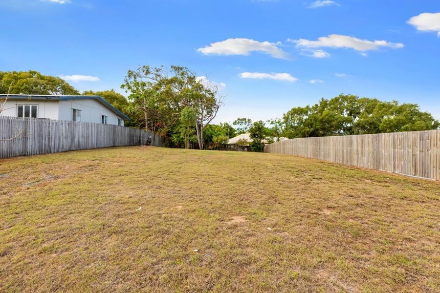 28 Pelican Street, Slade Point QLD 4740, Image 2