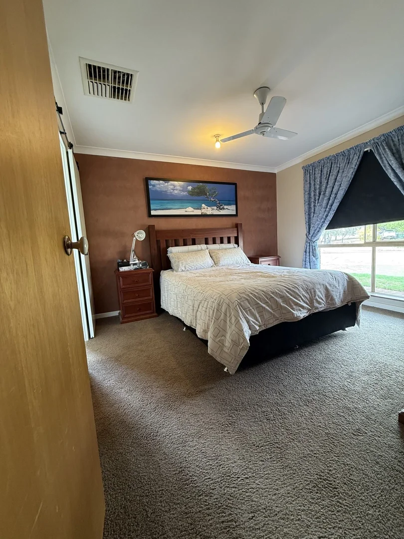 Additional image 9 of 4 George St, York WA 6302