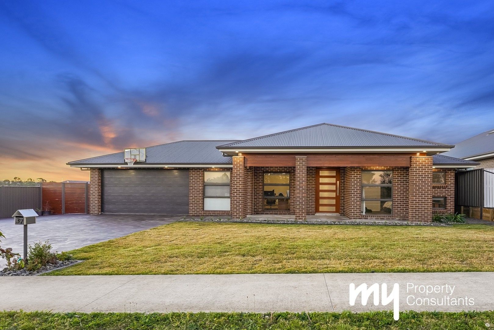 37 Fisher Street, The Oaks NSW 2570, Image 0