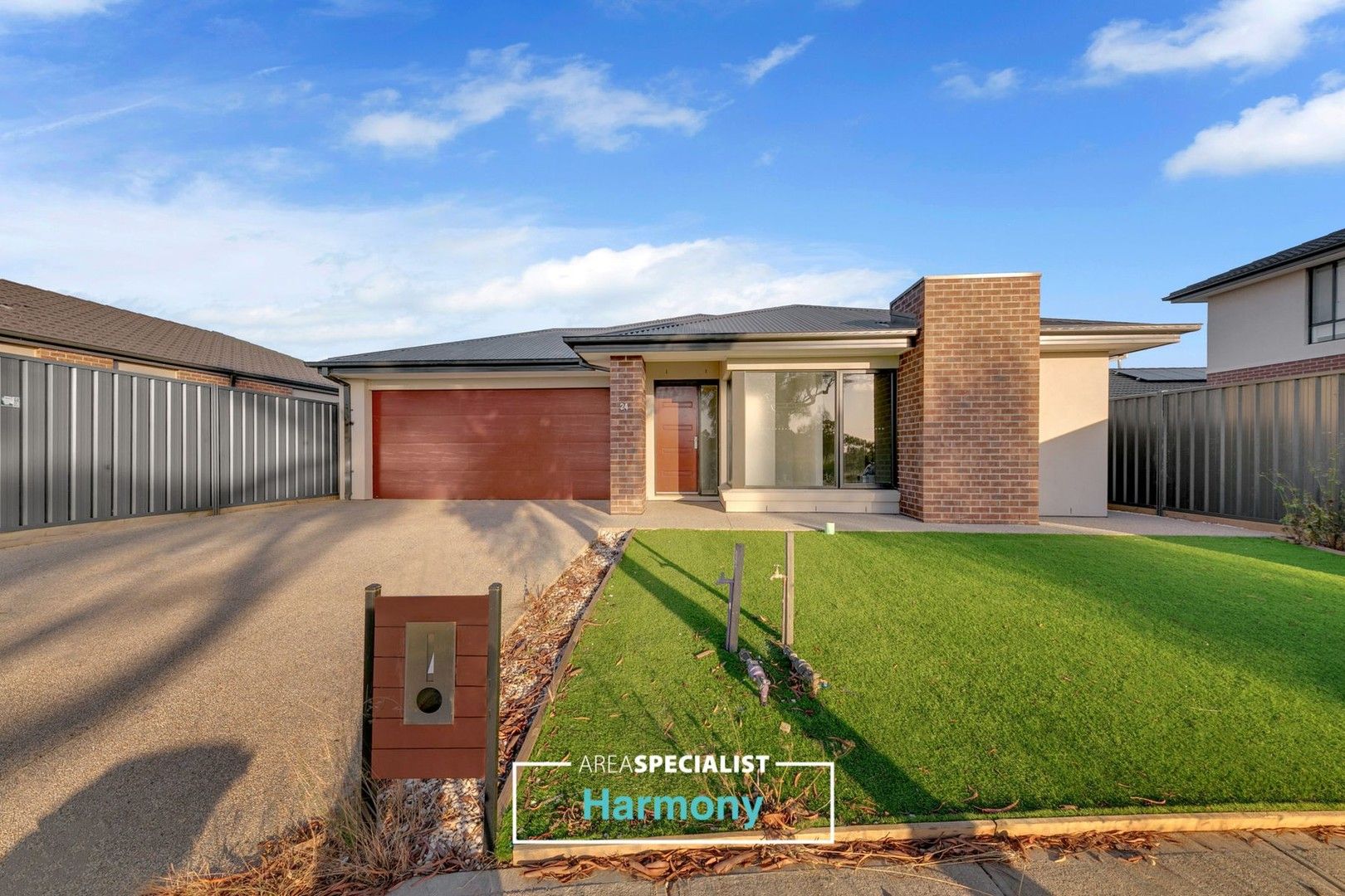 4 bedrooms House in 24 Oaky Crescent COBBLEBANK VIC, 3338