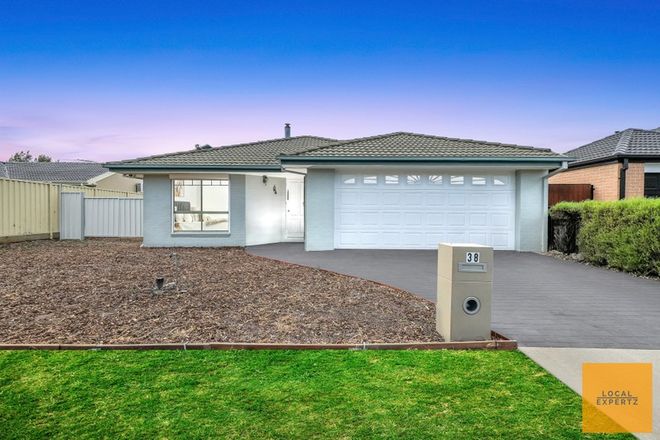 Picture of 38 Kenswick Drive, HILLSIDE VIC 3037