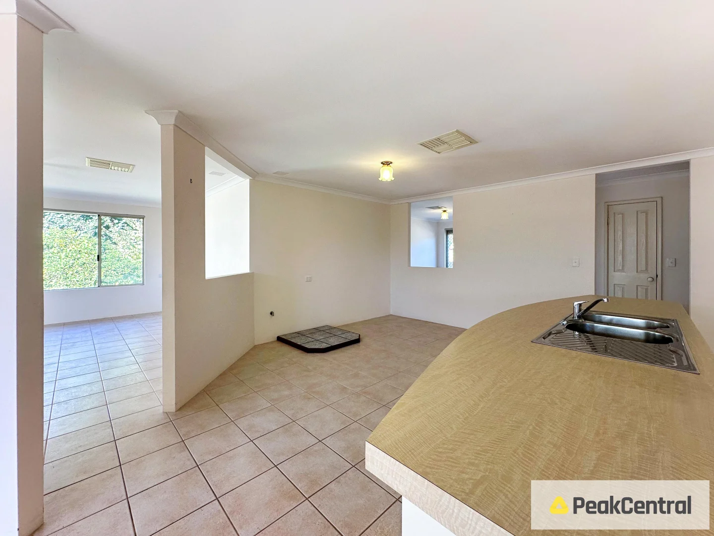 Additional image 9 of 25 Rochester Way, Meadow Springs WA 6210