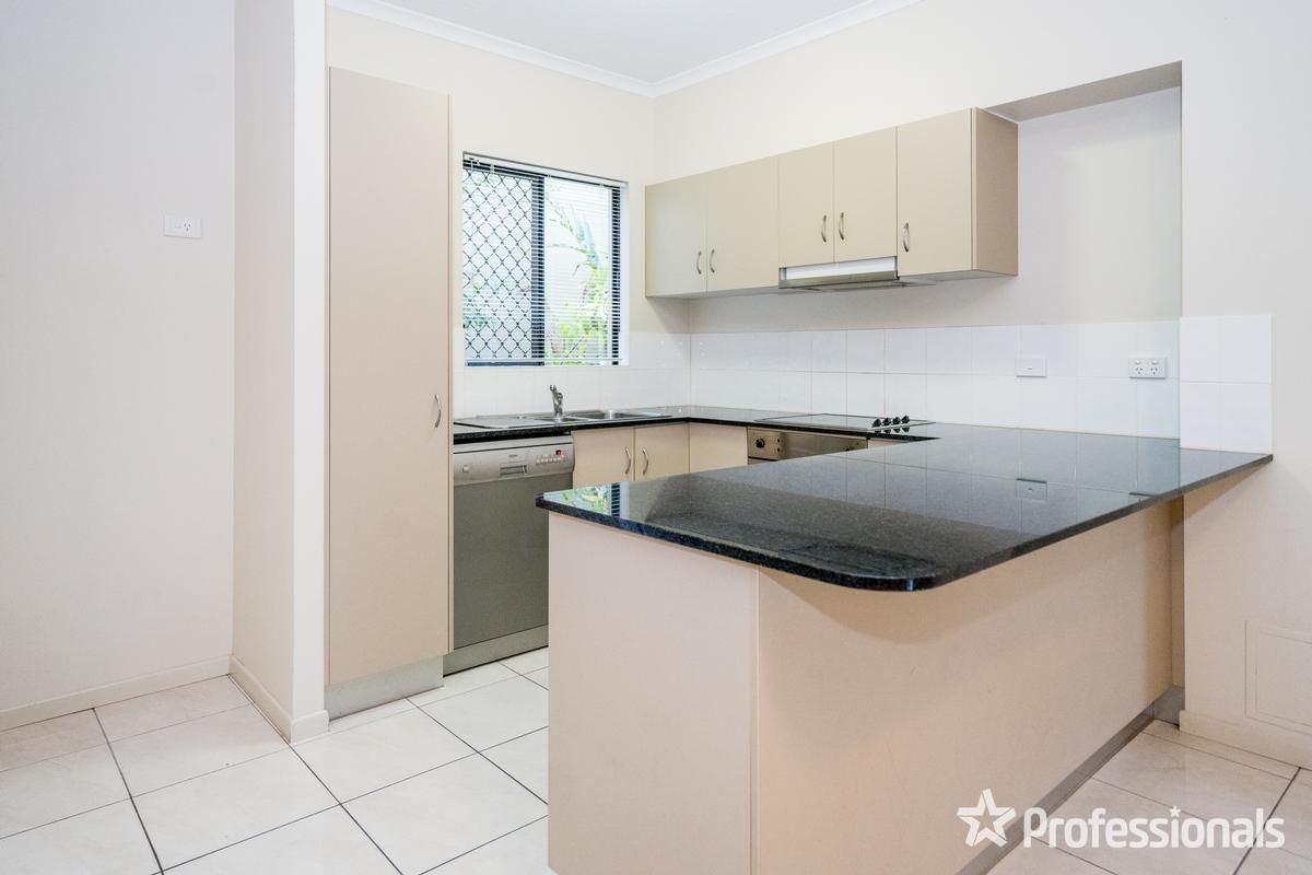 1/516-518 Varley Street, Yorkeys Knob QLD 4878, Image 2