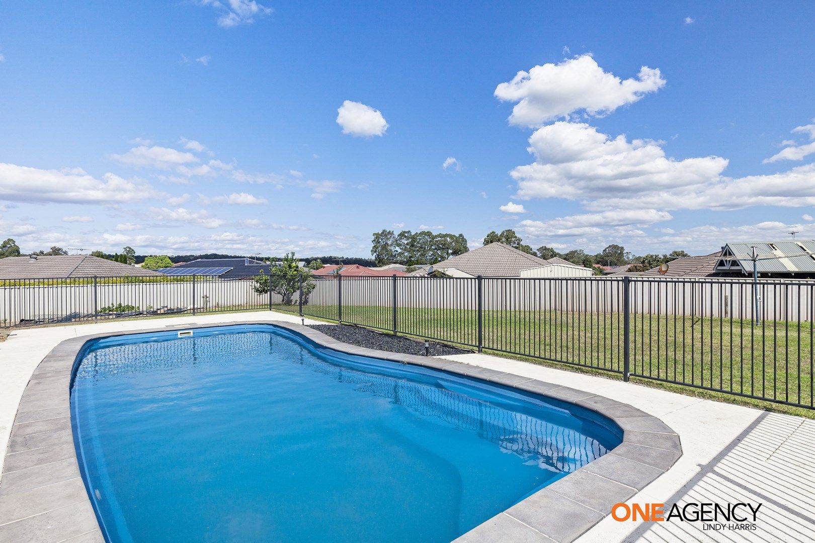 6 Grande Close, Singleton NSW 2330, Image 2