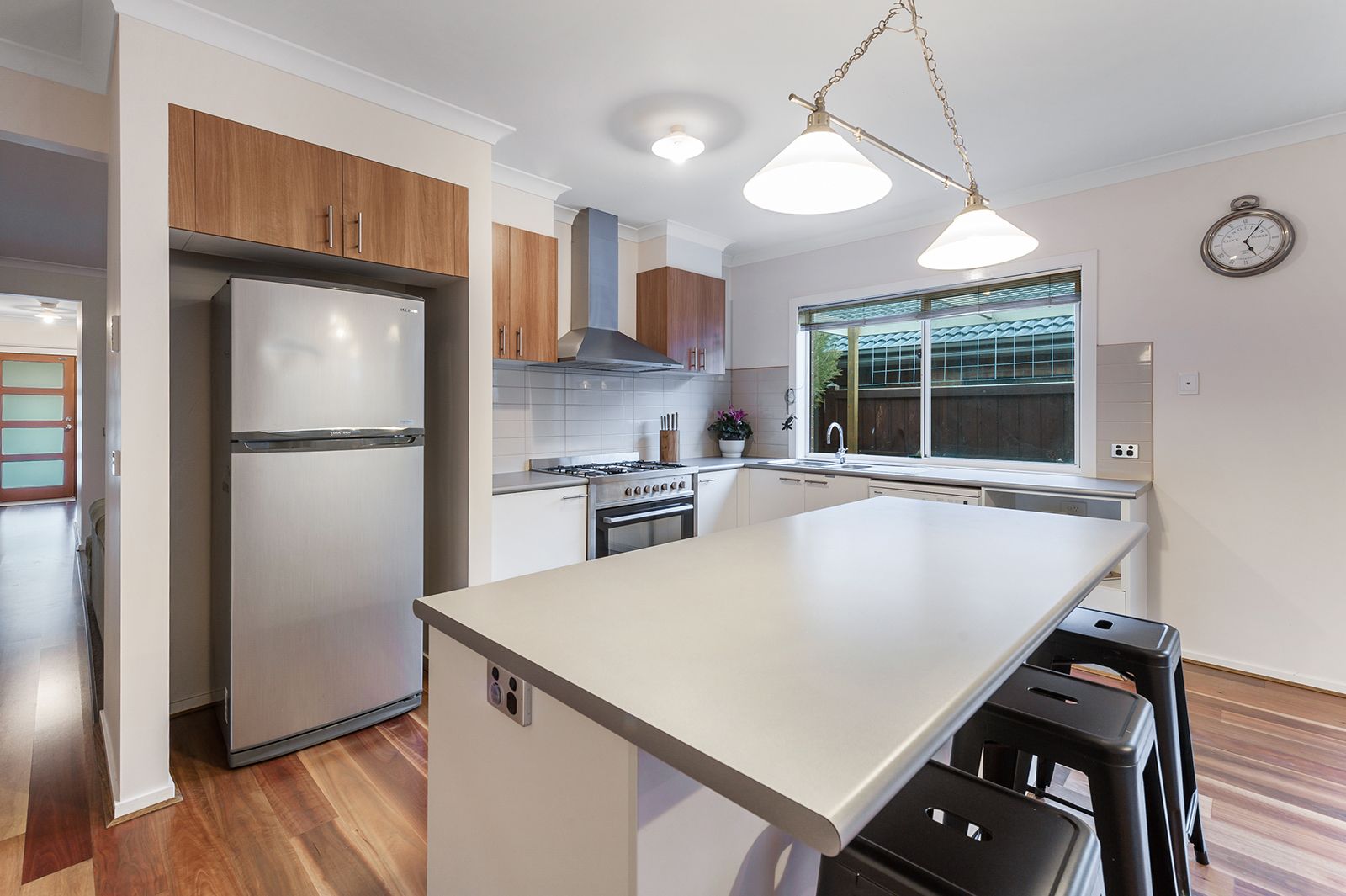 34 Palladium Circle, Beveridge VIC 3753, Image 2