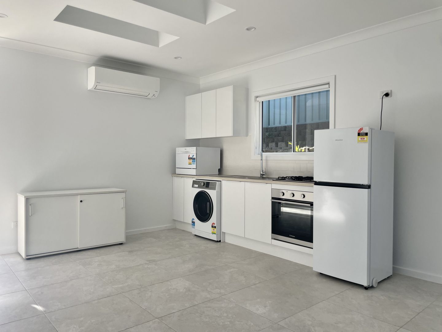 1A Angler Crescent, Bonville NSW 2450 Studio For Rent 460 Domain