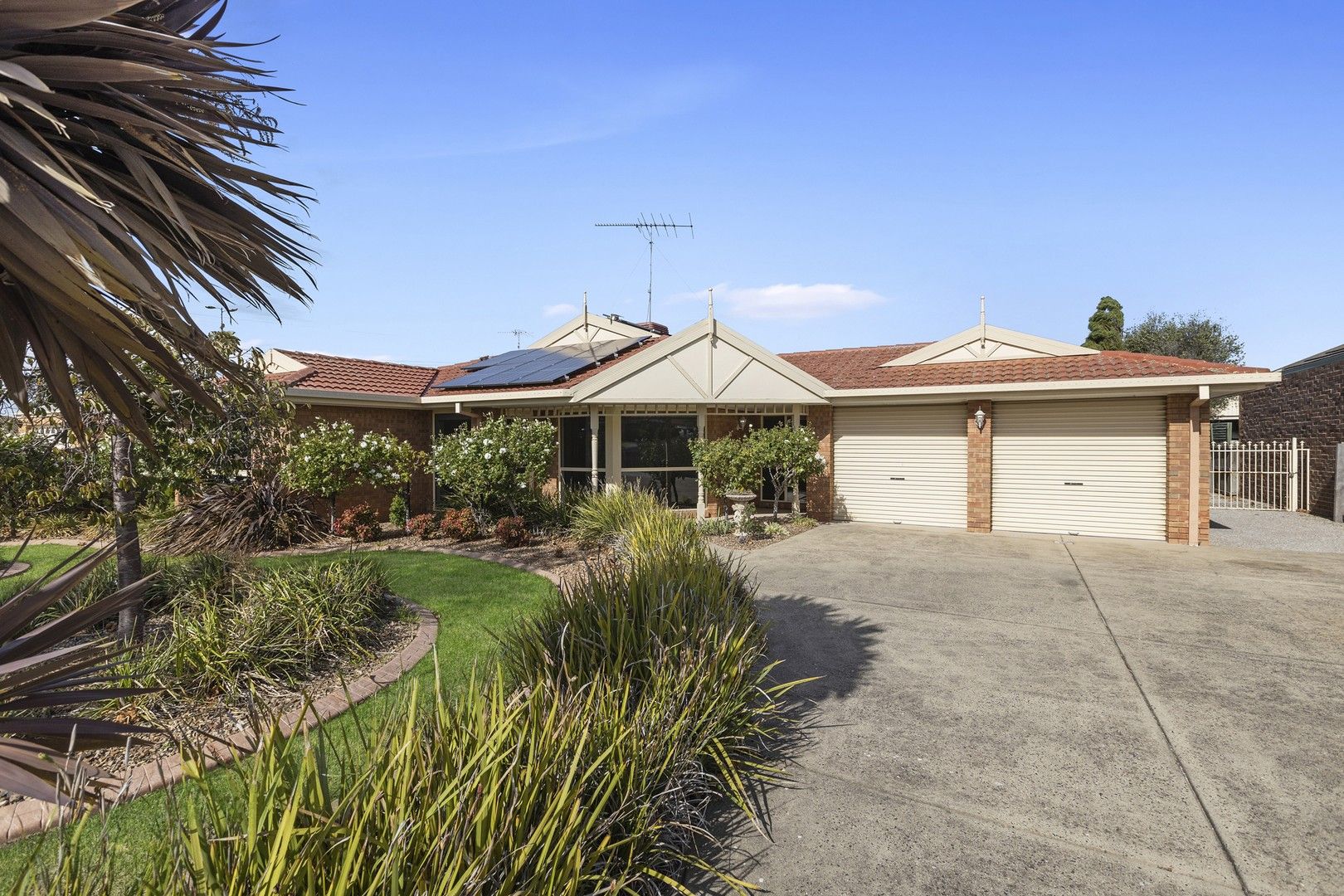 20 Janine Court, Lovely Banks VIC 3213, Image 0