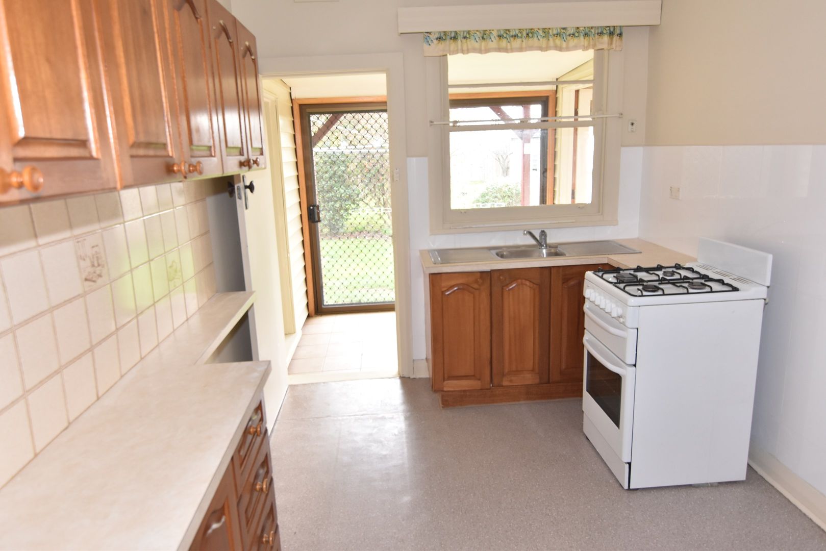 14 Clarence Street, Geelong West VIC 3218 House For Rent 420 Domain