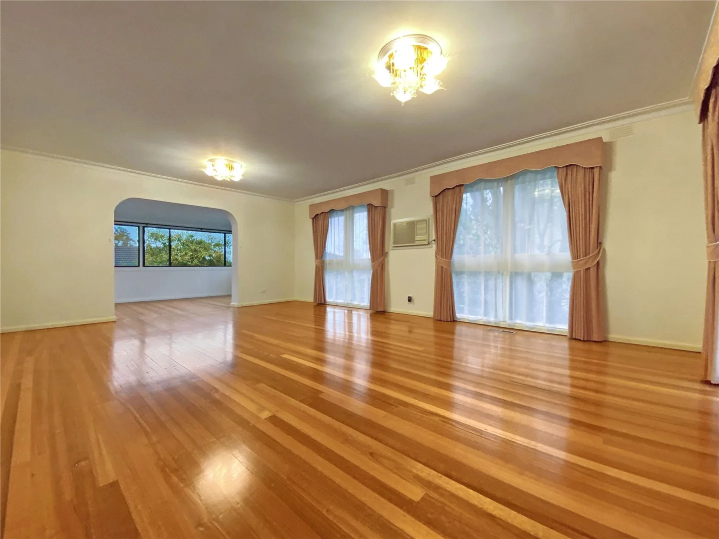 Additional image 2 of 7 Randall Ct, Mount Waverley VIC 3149