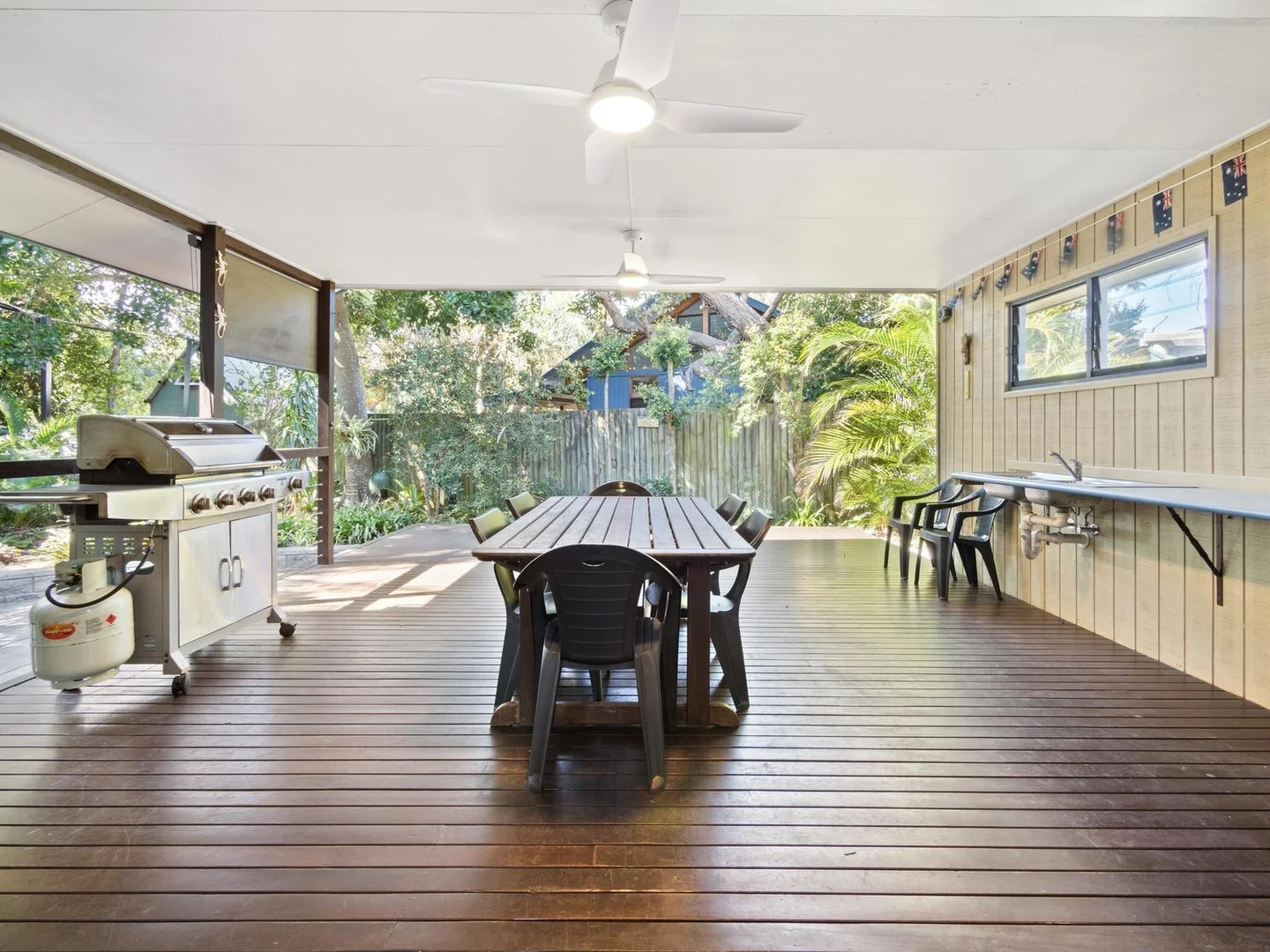 Additional image 18 of FLIPPER HOUSE, 15 Bigoon Road, Point Lookout QLD 4183