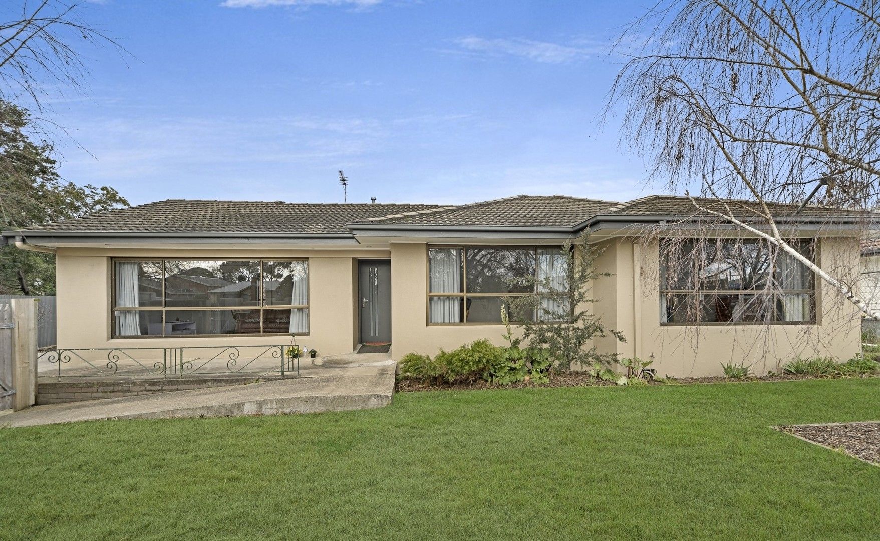 3 bedrooms Townhouse in 15 Nader Close REDAN VIC, 3350