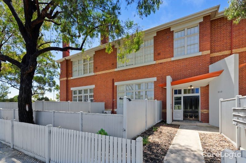 2 bedrooms Apartment / Unit / Flat in 14/209 Melbourne Road NORTH GEELONG VIC, 3215