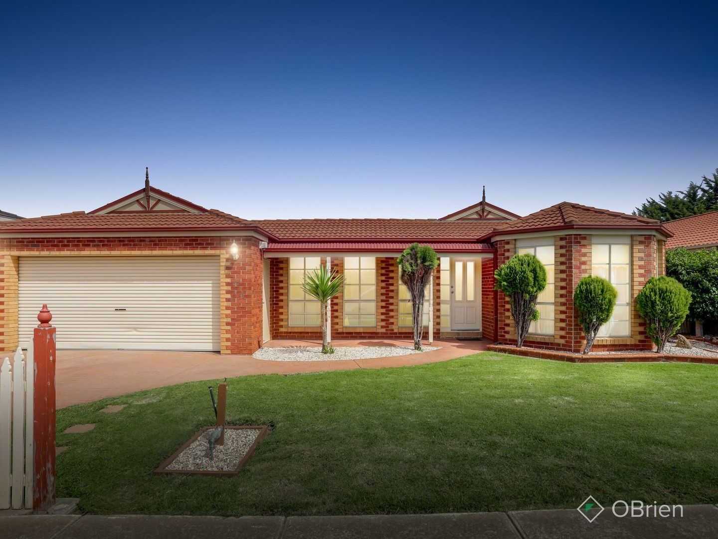 1 Dustin Court, Sydenham VIC 3037, Image 0