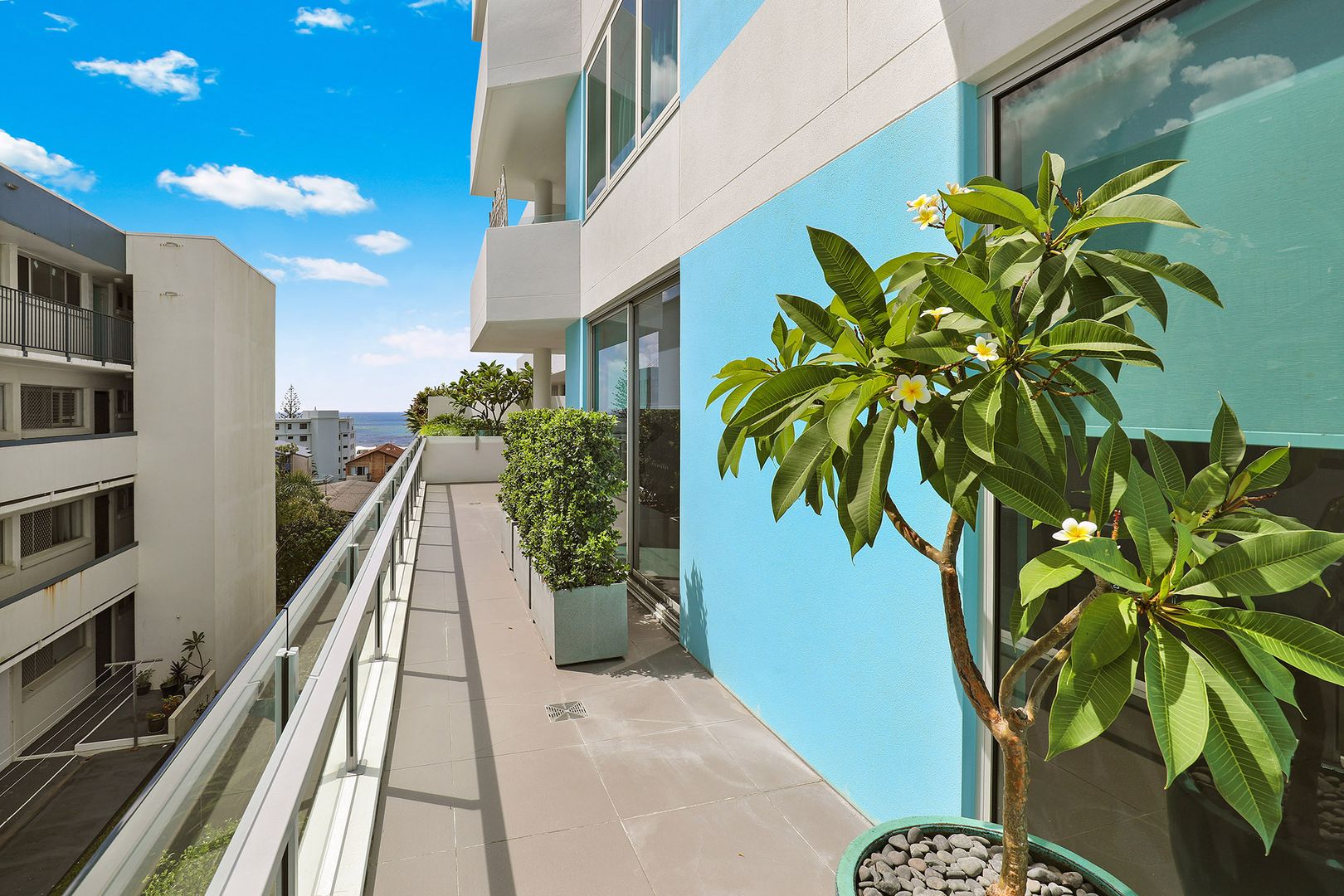 102/29 Canberra Terrace, Kings Beach QLD 4551, Image 2