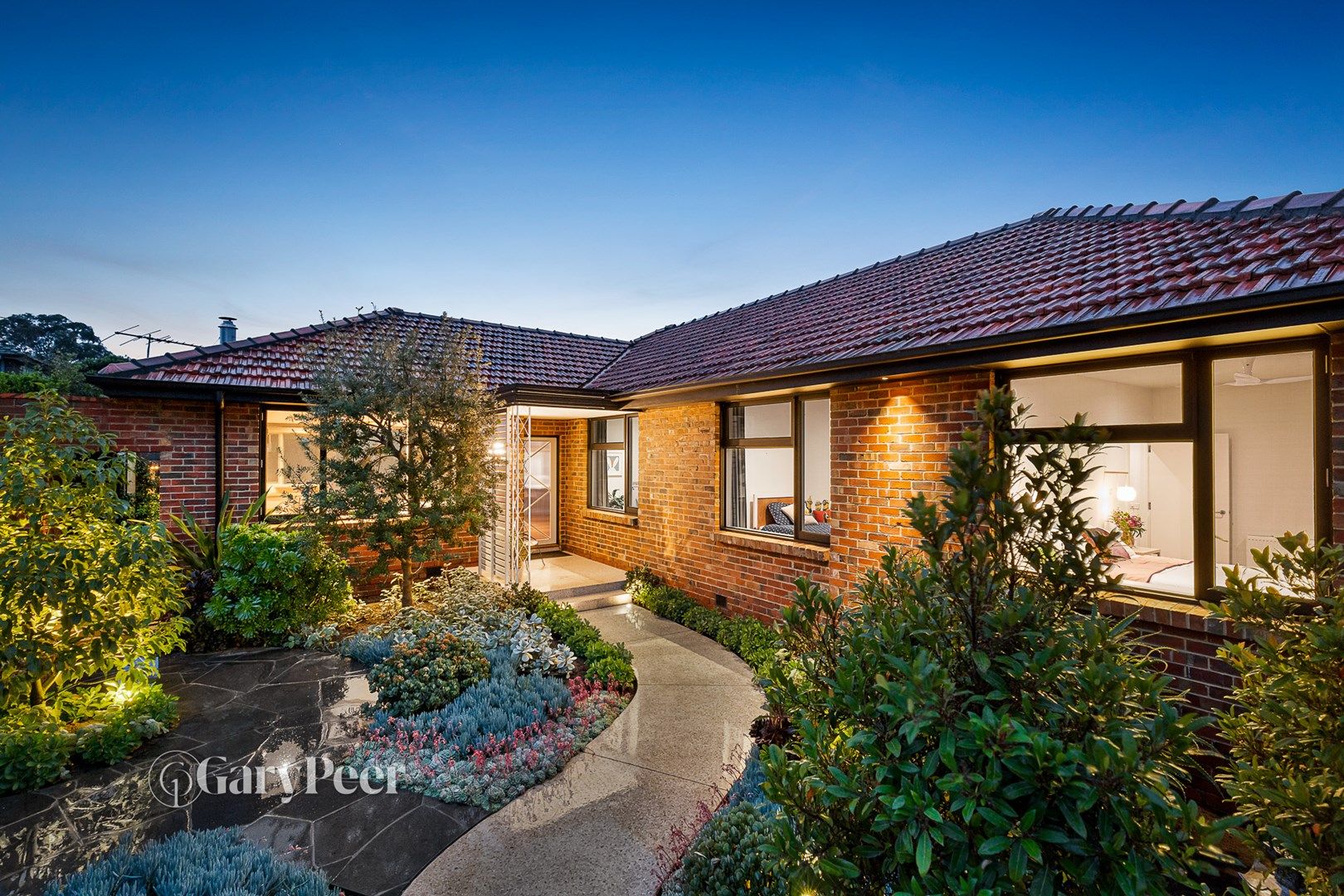 46 Moore Street, Caulfield South VIC 3162, Image 0