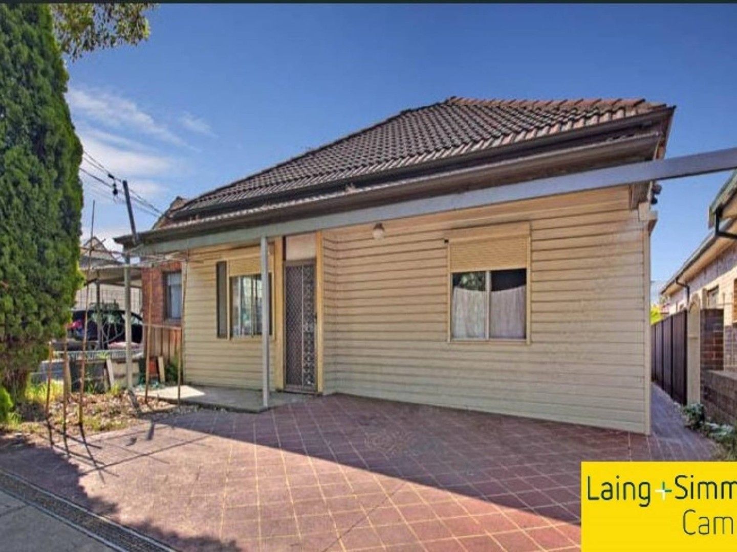 6 bedrooms House in 2/127 Ninth Ave ( Campsie Area) BELFIELD NSW, 2191