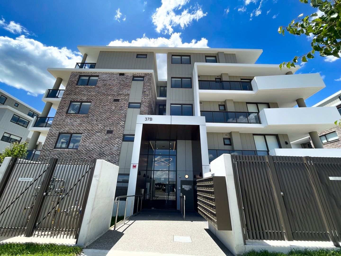 2 bedrooms Apartment / Unit / Flat in 318/37 Manchester Drive SCHOFIELDS NSW, 2762