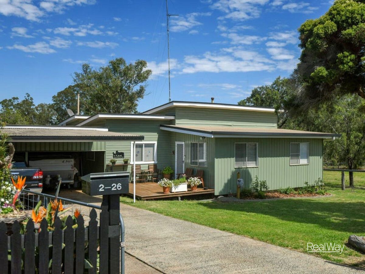 4 bedrooms House in 2-26 Burnett Street DARLING HEIGHTS QLD, 4350