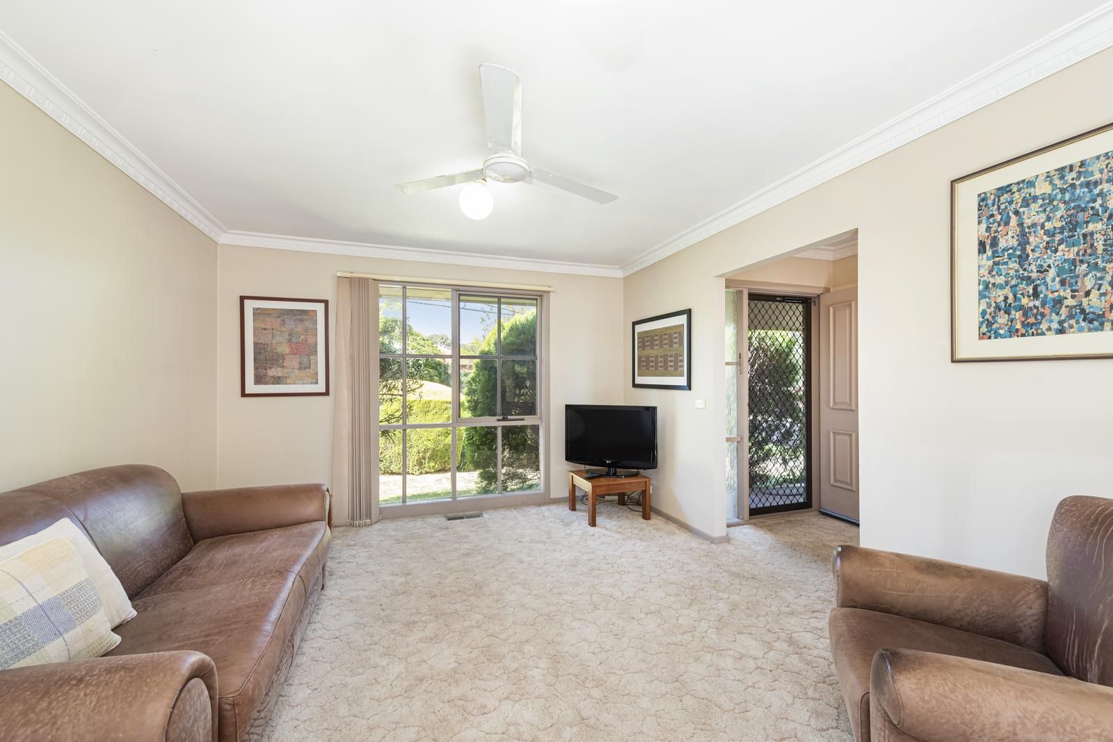 1A Bronte Avenue, Burwood VIC 3125, Image 1