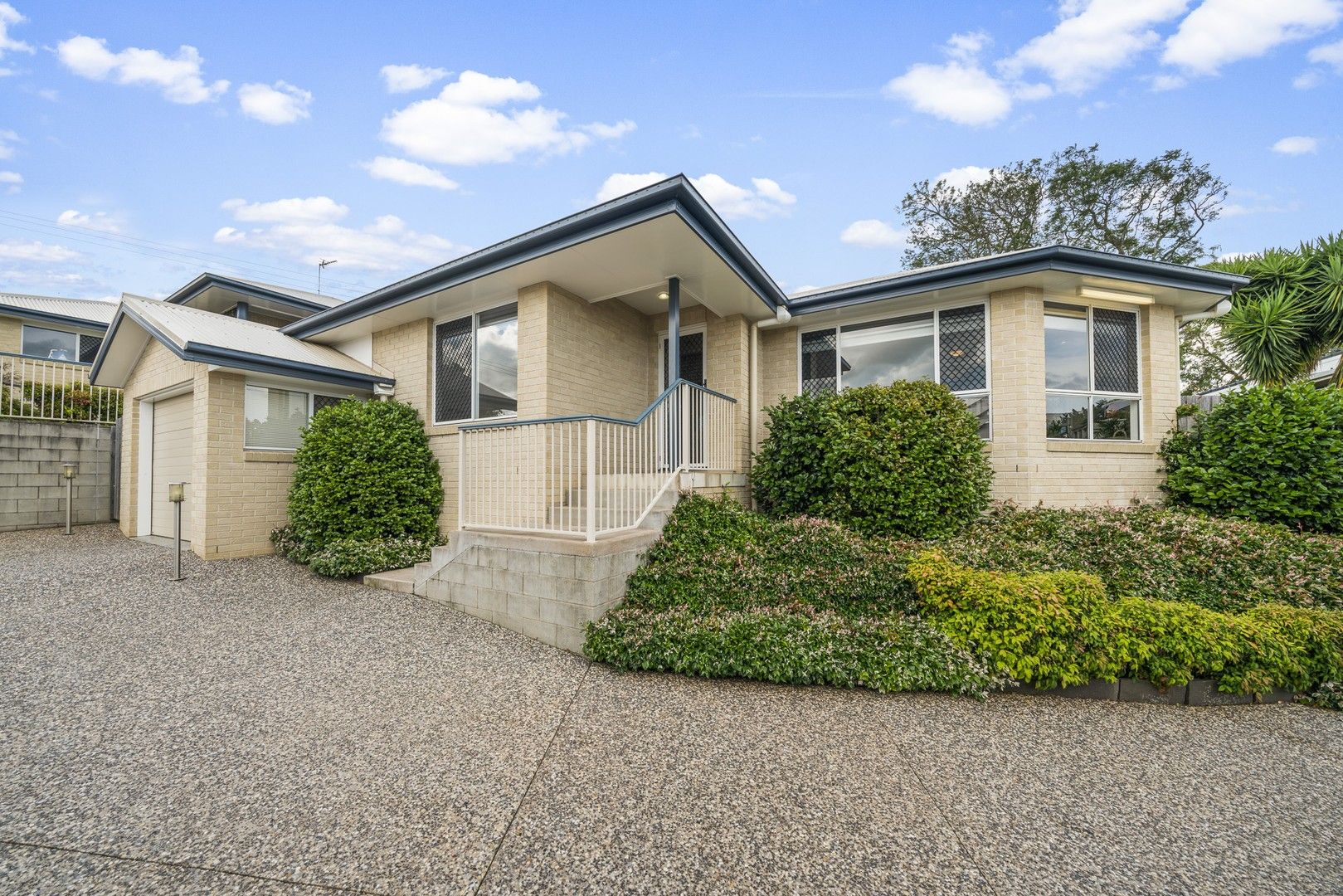 2/82 Holberton Street, Rockville QLD 4350, Image 0