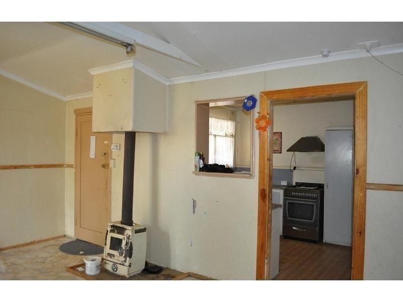 24 Kanyaka Avenue, Stirling North SA 5710, Image 2