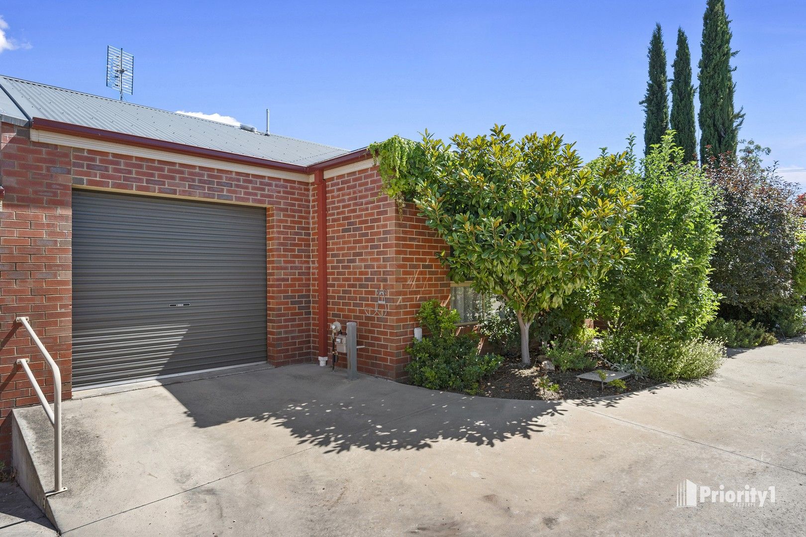 1/29 Adam Street, Quarry Hill VIC 3550, Image 0