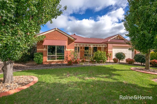 Picture of 50 Belleview Drive, SUNBURY VIC 3429
