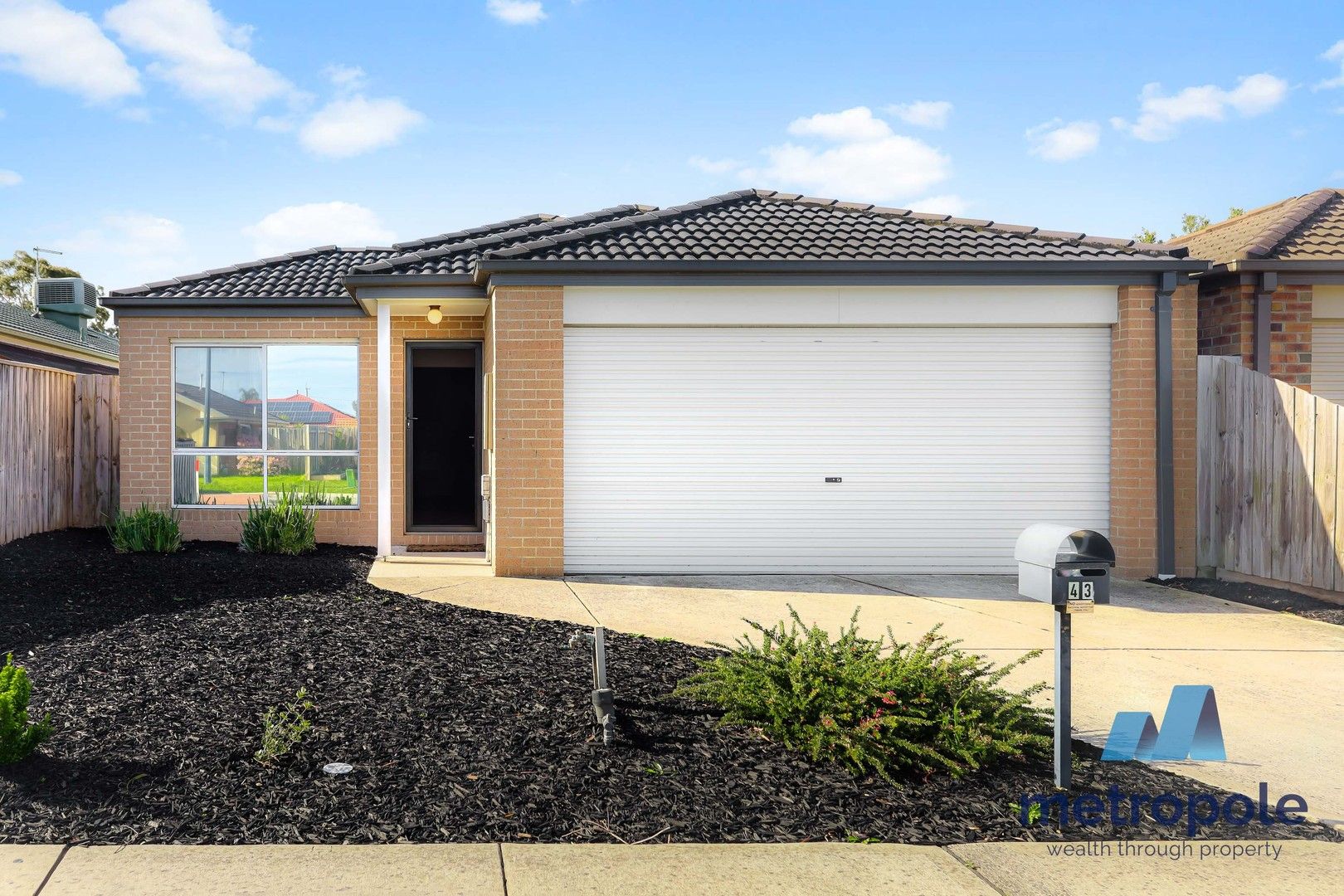 4 bedrooms House in 43 Szer Way CARRUM DOWNS VIC, 3201