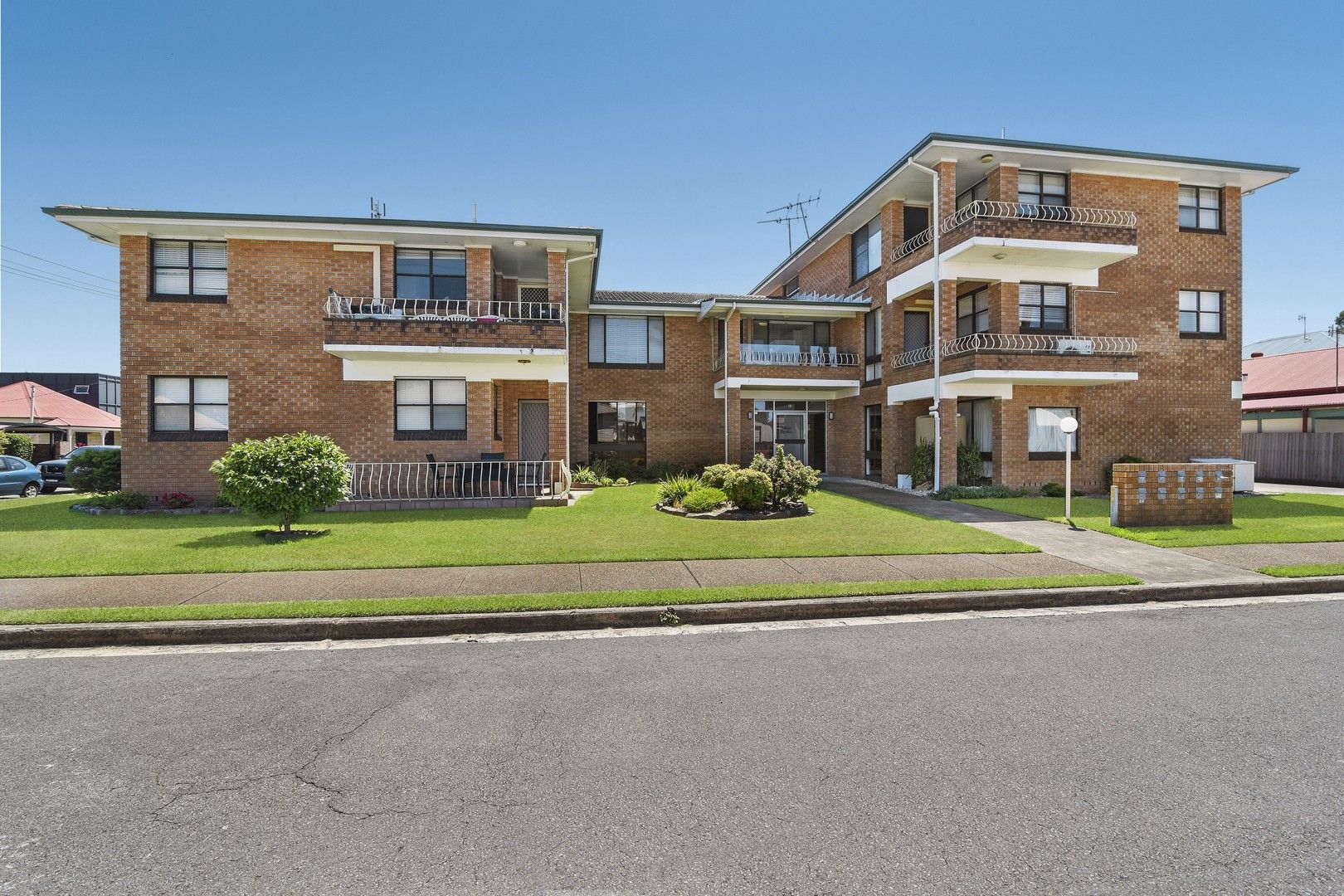 2 bedrooms House in 5/33 Selwyn St MEREWETHER NSW, 2291