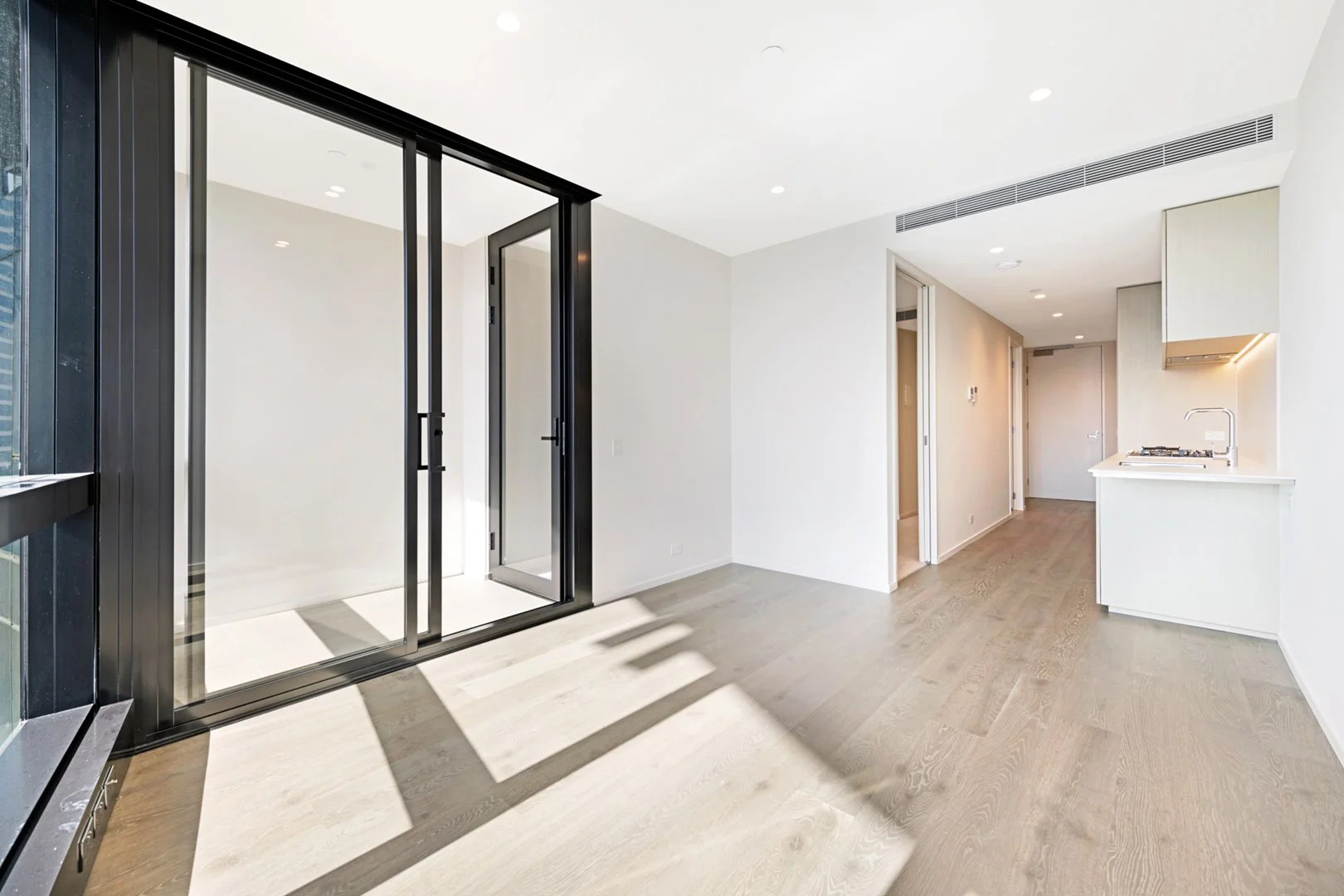 Additional image 2 of 6601/70 Southbank Boulevard, Southbank VIC 3006