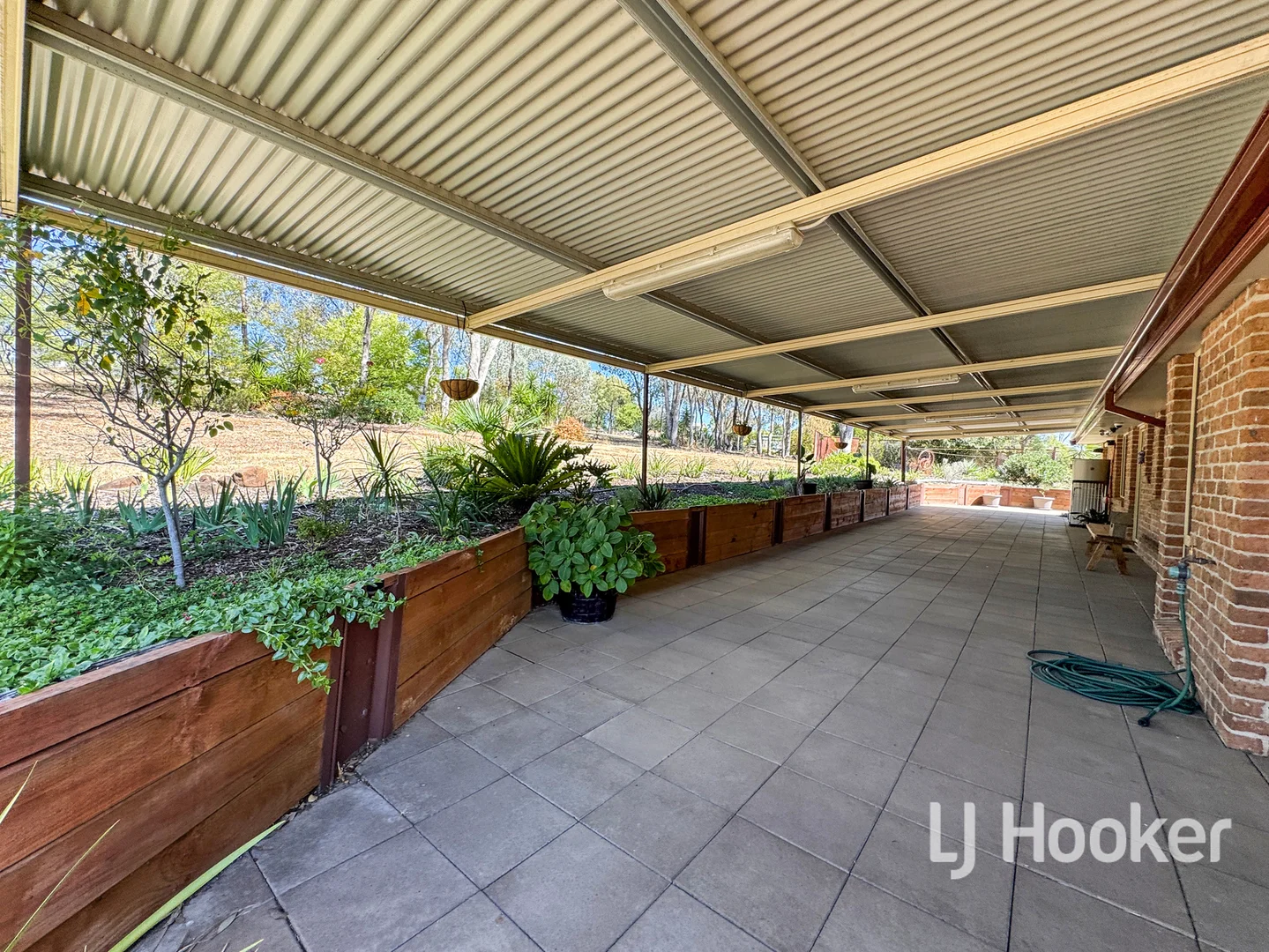 Additional image 25 of 16 Osterley Terrace, Inverell NSW 2360