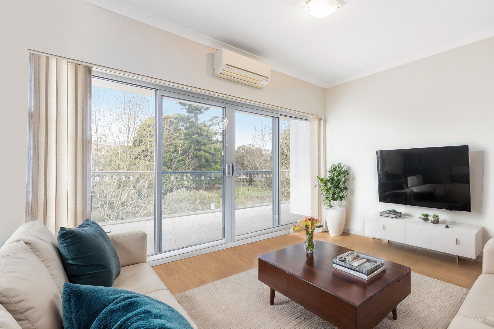 2 bedrooms Apartment / Unit / Flat in 19/177 Stirling Street PERTH WA, 6000