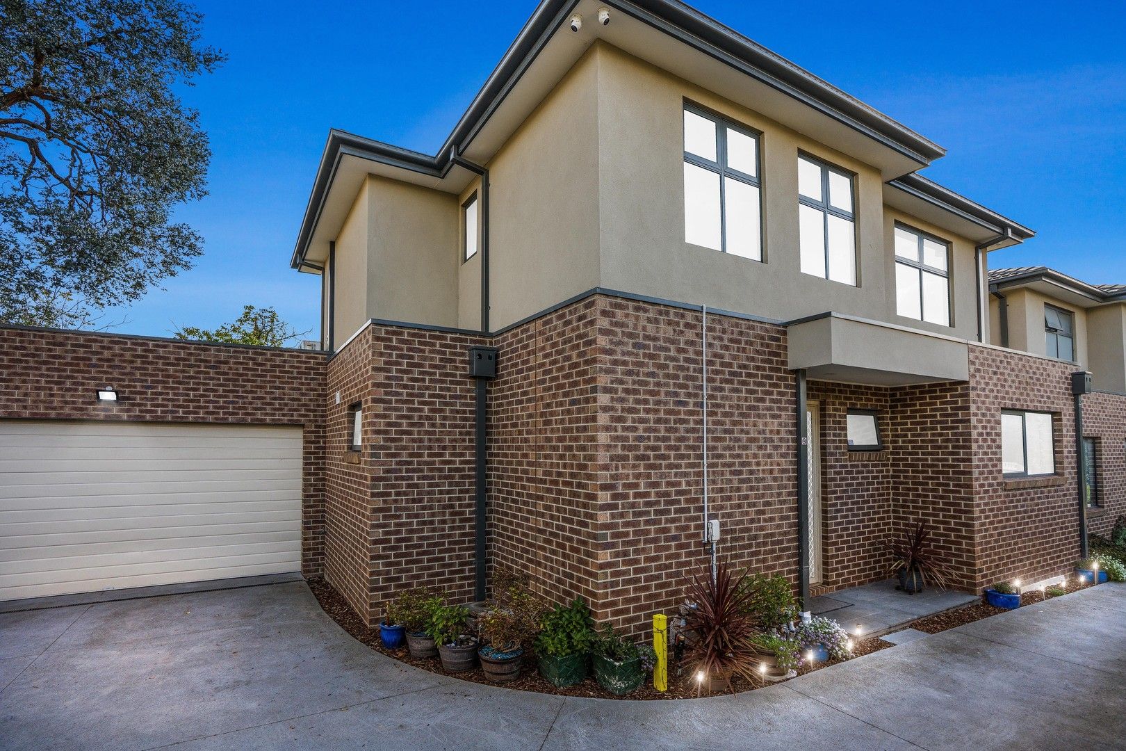 2/42 Eley Road, Burwood VIC 3125, Image 0